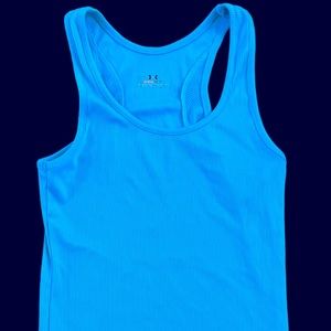 Under Armour heat gear tank in a pretty teal size small
